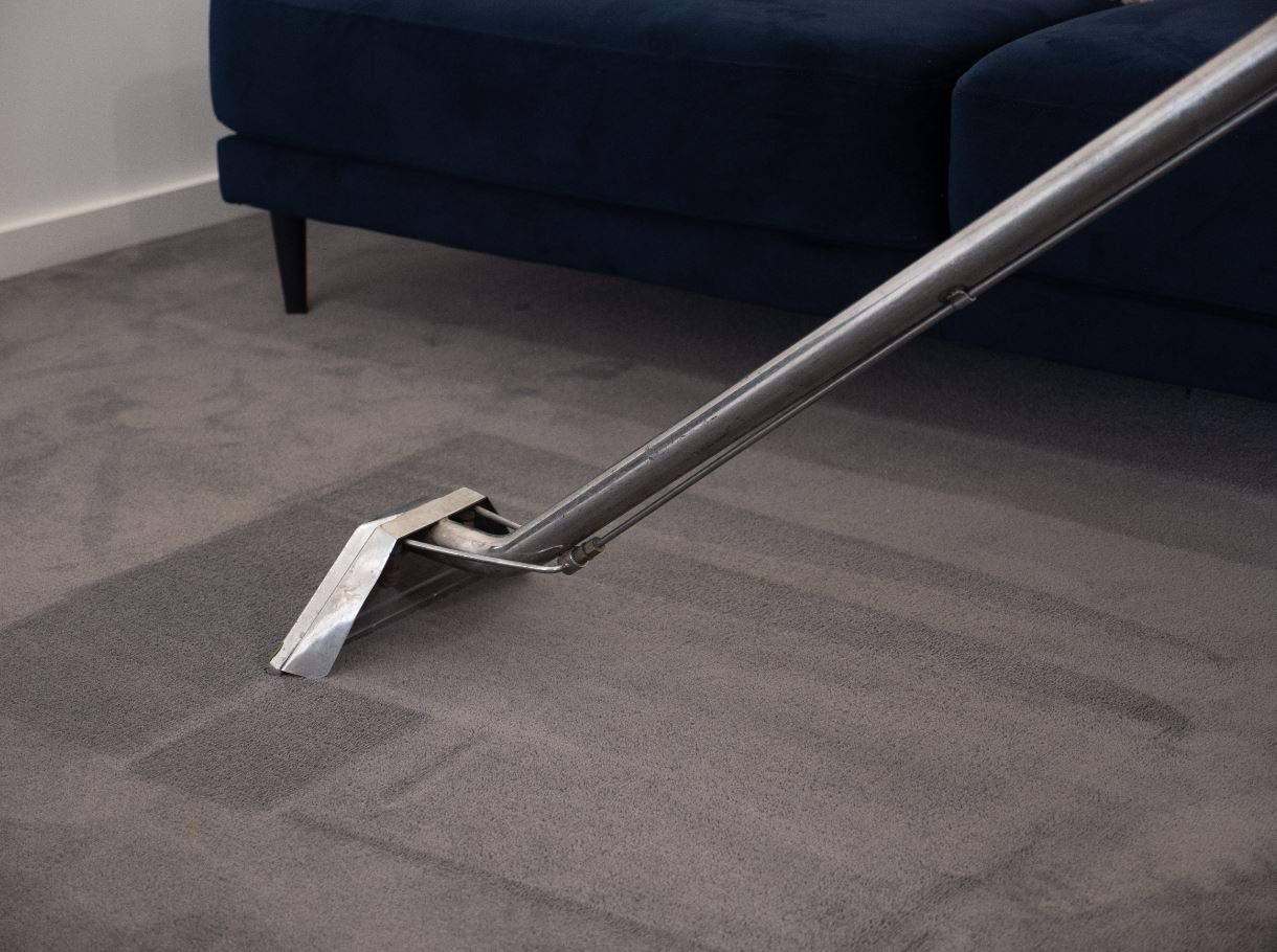 How to Dry Wet Carpet After a Flood or Leak