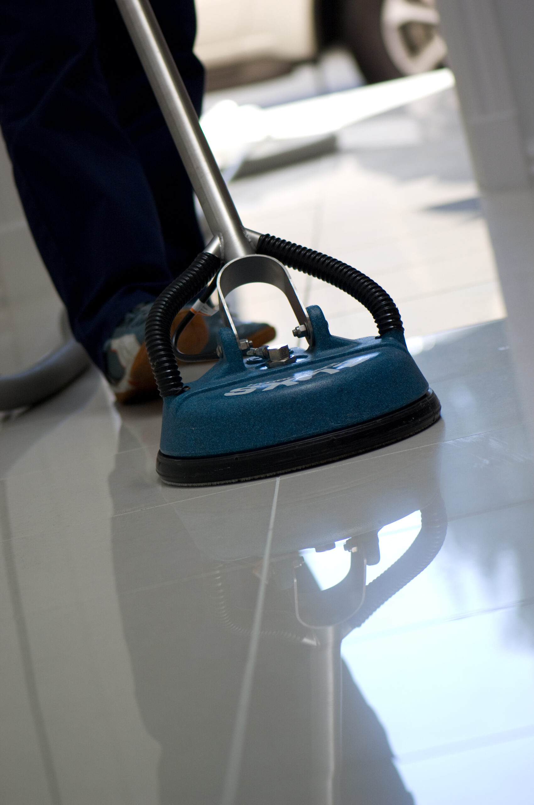 How to Buff and Polish Tile Floors