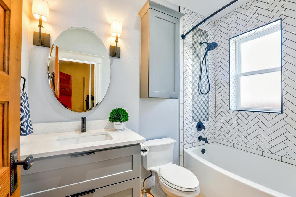 clean bathroom